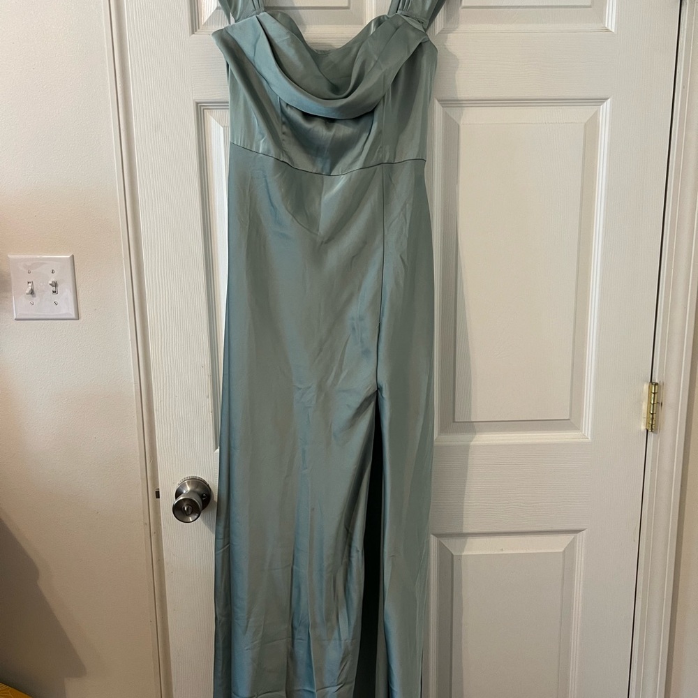 Elegant Light Blue Strapless Gown
